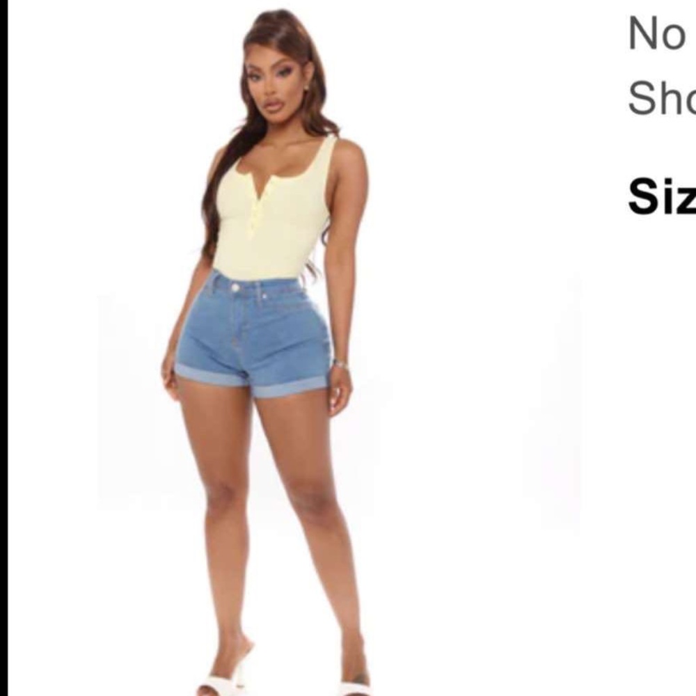 Fashion nova shorts